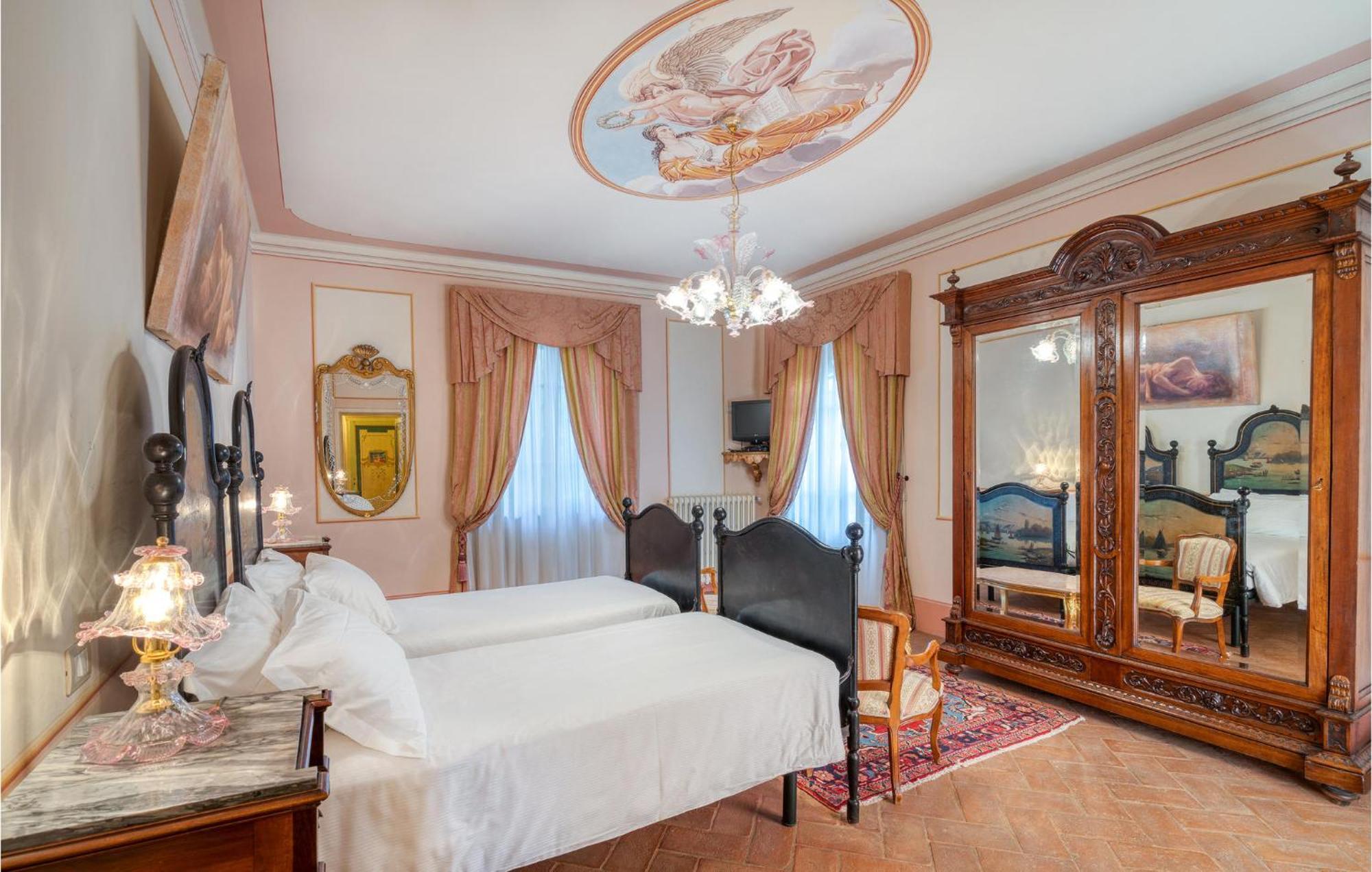 Villa Pieve, 루치냐노 외부 사진