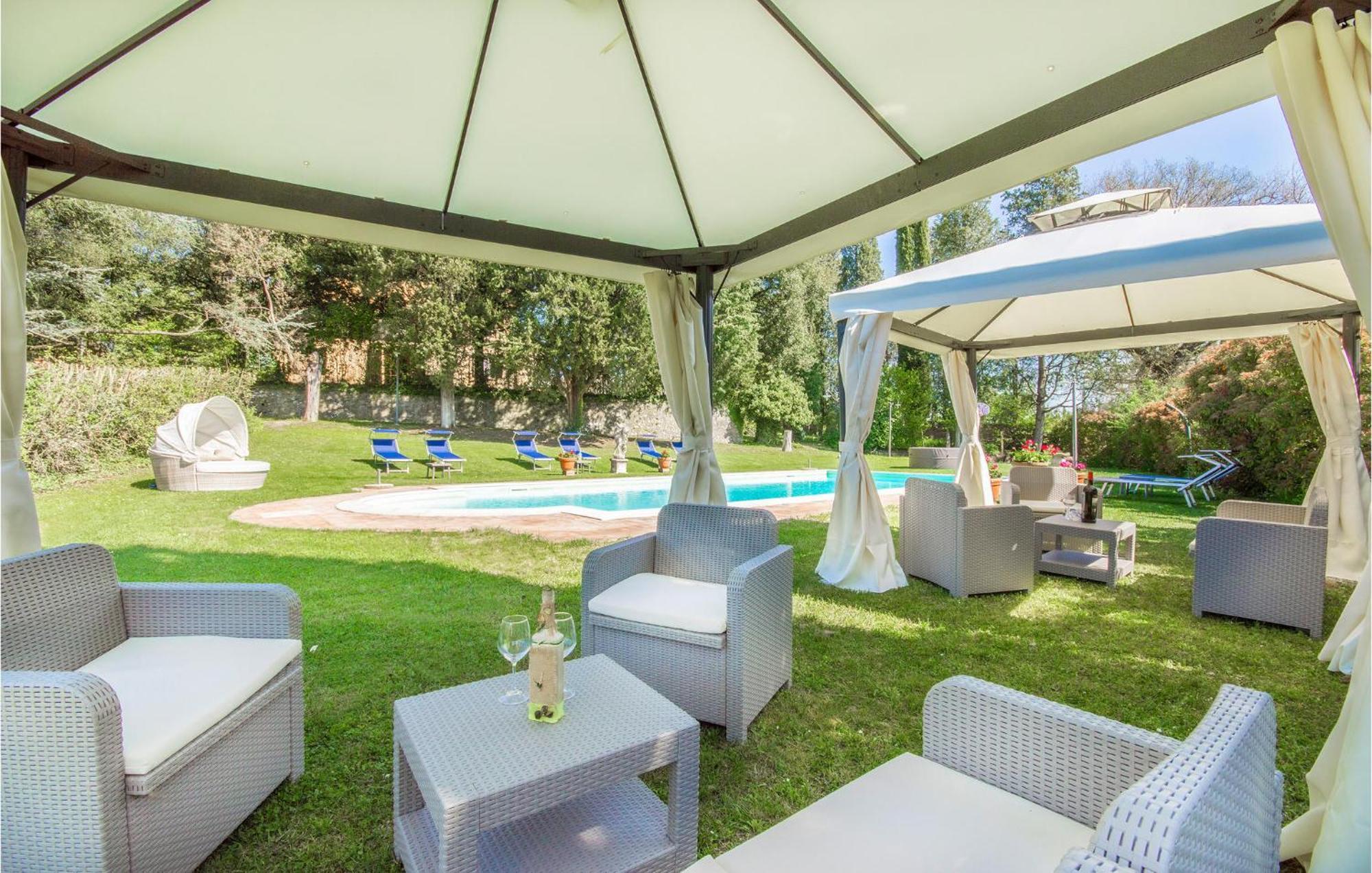 Villa Pieve, 루치냐노 외부 사진